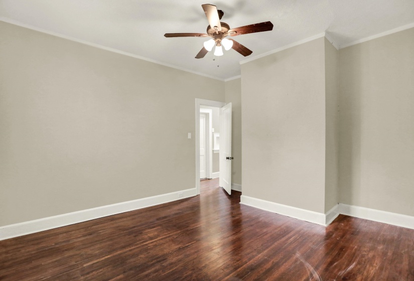 1253 BARKSDALE ST, Memphis, Tennessee 38114, 3 Bedrooms Bedrooms, 6 Rooms Rooms,2 BathroomsBathrooms,Residential,For Sale,BARKSDALE,10221239