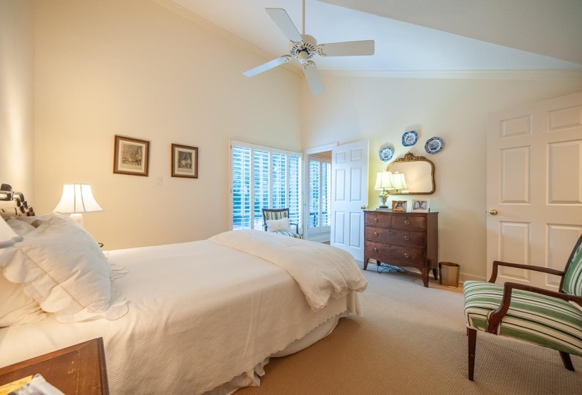 728 EVENTIDE DR, Memphis, Tennessee 38120, 3 Bedrooms Bedrooms, 7 Rooms Rooms,2.1 BathroomsBathrooms,Residential,For Sale,EVENTIDE,10221246