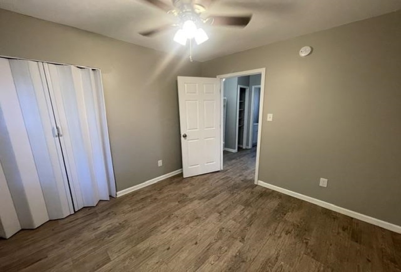 1572 HANAUER ST, Memphis, Tennessee 38109-1540, 1 Bedroom Bedrooms, 4 Room Rooms,1 BathroomBathrooms,Rental Properties,For Sale,HANAUER,0,10221250
