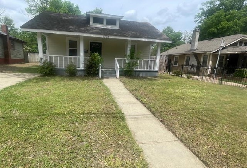 1778 EVELYN AVE, Memphis, Tennessee 38114-1612, 3 Bedroom Bedrooms, 7 Room Rooms,2 BathroomBathrooms,Rental Properties,For Sale,EVELYN,0,10221253
