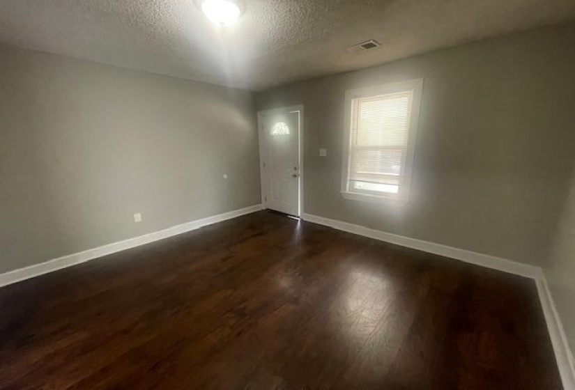 1778 EVELYN AVE, Memphis, Tennessee 38114-1612, 3 Bedroom Bedrooms, 7 Room Rooms,2 BathroomBathrooms,Rental Properties,For Sale,EVELYN,0,10221253