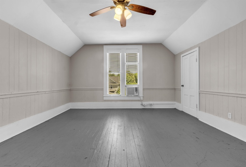 1577 COURT AVE, Memphis, Tennessee 38104, 0 , 0 ,0,Multi-family,For Sale,COURT,0,10221256
