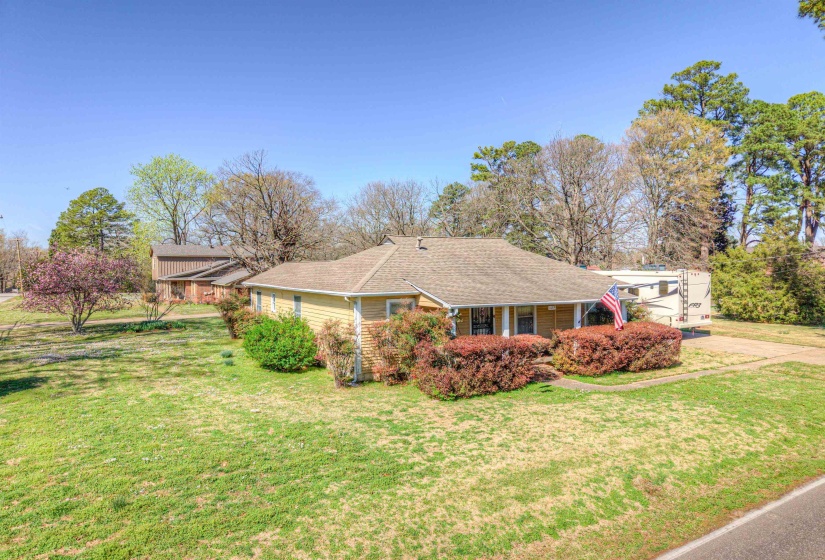 1089 SANGA RD, Memphis, Tennessee 38018, 3 Bedrooms Bedrooms, 7 Rooms Rooms,2 BathroomsBathrooms,Residential,For Sale,SANGA,10221248