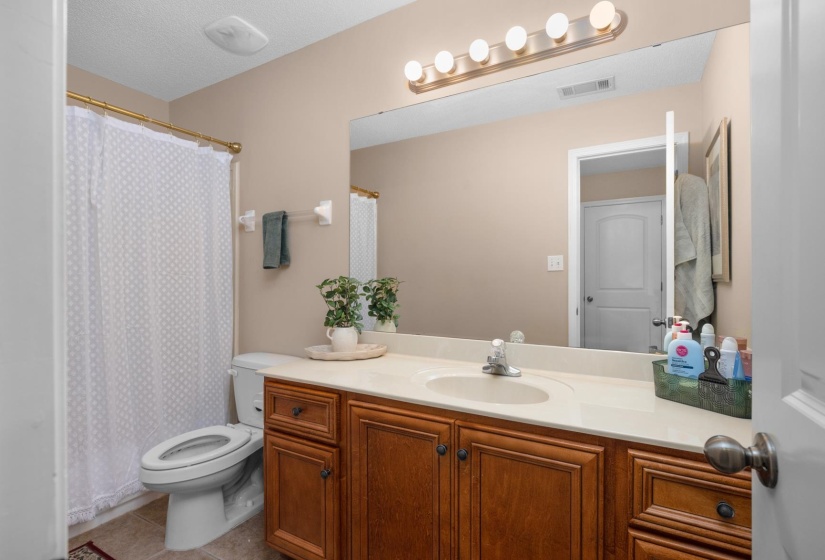 8777 BRUNSWICK FARMS DR, Bartlett, Tennessee 38002, 5 Bedroom Bedrooms, 8 Room Rooms,4 BathroomBathrooms,Residential,For Sale,BRUNSWICK FARMS,0,10221249