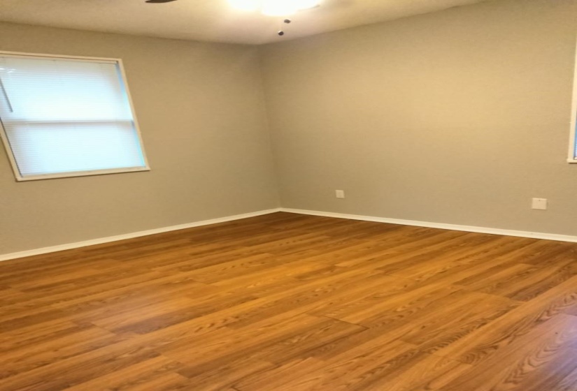 2797 MONTAGUE AVE, Memphis, Tennessee 38114, 3 Bedroom Bedrooms, 6 Room Rooms,2.2 BathroomBathrooms,Residential,For Sale,MONTAGUE,0,10221251
