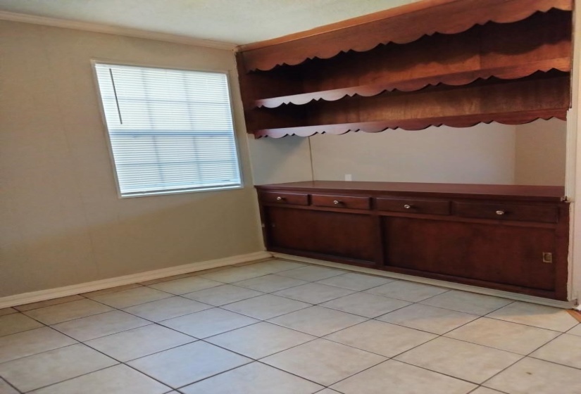 2797 MONTAGUE AVE, Memphis, Tennessee 38114, 3 Bedroom Bedrooms, 6 Room Rooms,2.2 BathroomBathrooms,Residential,For Sale,MONTAGUE,0,10221251