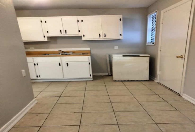 2797 MONTAGUE AVE, Memphis, Tennessee 38114, 3 Bedroom Bedrooms, 6 Room Rooms,2.2 BathroomBathrooms,Residential,For Sale,MONTAGUE,0,10221251