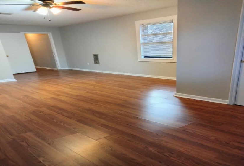 2797 MONTAGUE AVE, Memphis, Tennessee 38114, 3 Bedroom Bedrooms, 6 Room Rooms,2.2 BathroomBathrooms,Residential,For Sale,MONTAGUE,0,10221251