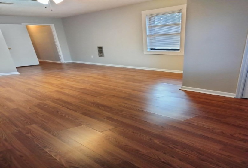 2797 MONTAGUE AVE, Memphis, Tennessee 38114, 3 Bedroom Bedrooms, 6 Room Rooms,2.2 BathroomBathrooms,Residential,For Sale,MONTAGUE,0,10221251