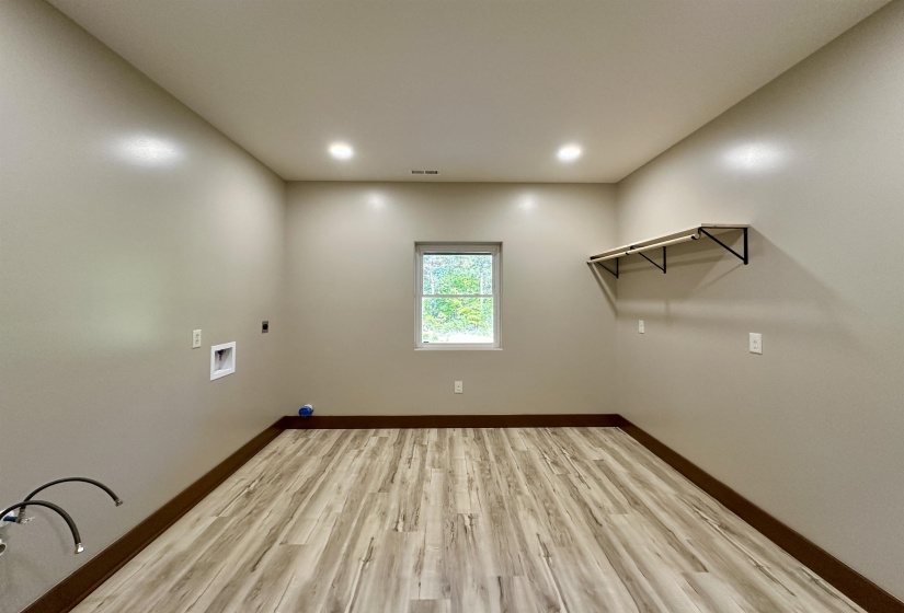 1137 ARL BAILEY RD, Finger, Tennessee 38334-2829, 3 Bedroom Bedrooms, 6 Room Rooms,2.2 BathroomBathrooms,Residential,For Sale,ARL BAILEY,0,10221268