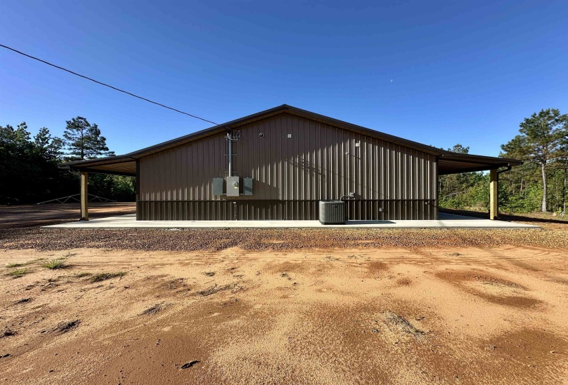 1137 ARL BAILEY RD, Finger, Tennessee 38334-2829, 3 Bedroom Bedrooms, 6 Room Rooms,2.2 BathroomBathrooms,Residential,For Sale,ARL BAILEY,0,10221268