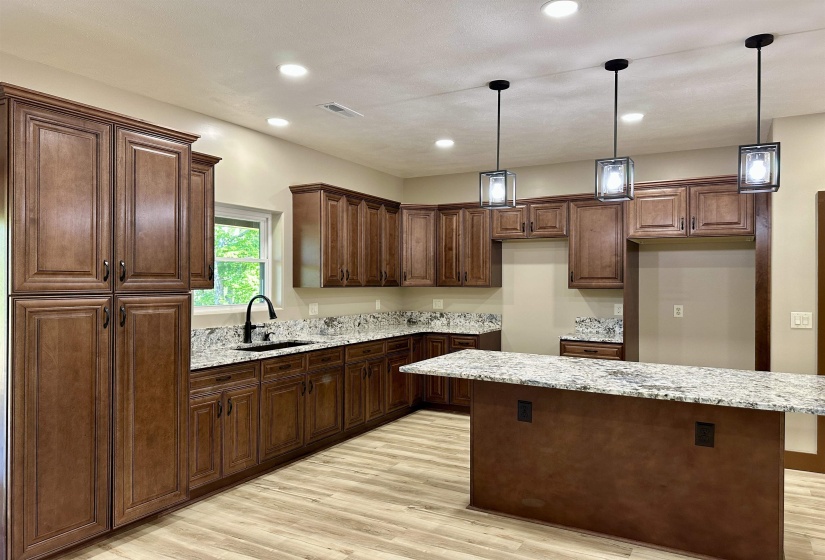 1137 ARL BAILEY RD, Finger, Tennessee 38334-2829, 3 Bedroom Bedrooms, 6 Room Rooms,2.2 BathroomBathrooms,Residential,For Sale,ARL BAILEY,0,10221268