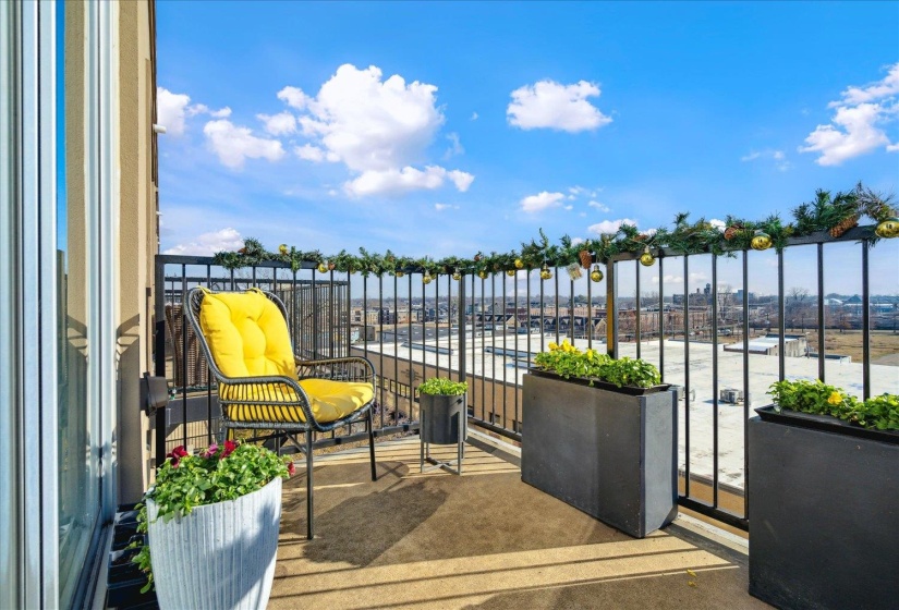 648 RIVERSIDE DR, Memphis, Tennessee 38103, 1 Bedroom Bedrooms, 3 Room Rooms,1 BathroomBathrooms,Residential,For Sale,RIVERSIDE,0,10221270