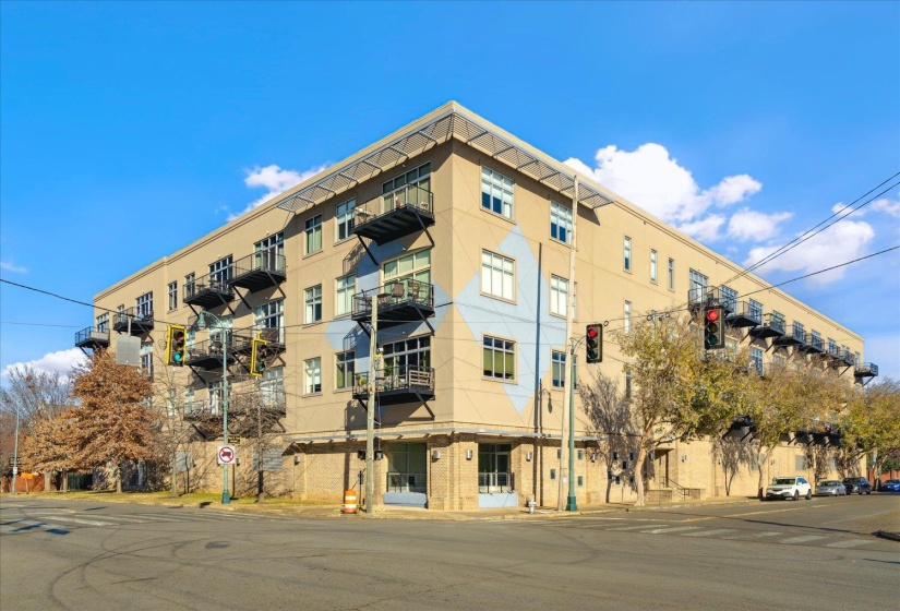 648 RIVERSIDE DR, Memphis, Tennessee 38103, 1 Bedroom Bedrooms, 3 Room Rooms,1 BathroomBathrooms,Residential,For Sale,RIVERSIDE,0,10221270