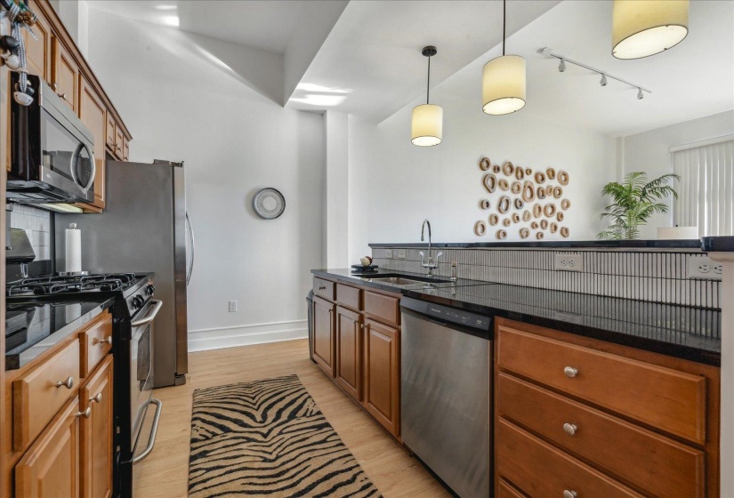 648 RIVERSIDE DR, Memphis, Tennessee 38103, 1 Bedroom Bedrooms, 3 Room Rooms,1 BathroomBathrooms,Residential,For Sale,RIVERSIDE,0,10221270