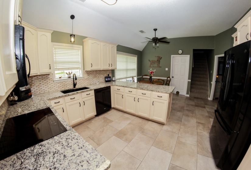 5035 LOOSAHATCHIE DR, Bartlett, Tennessee 38135, 4 Bedroom Bedrooms, 8 Room Rooms,2.1 BathroomBathrooms,Residential,For Sale,LOOSAHATCHIE,0,10221272