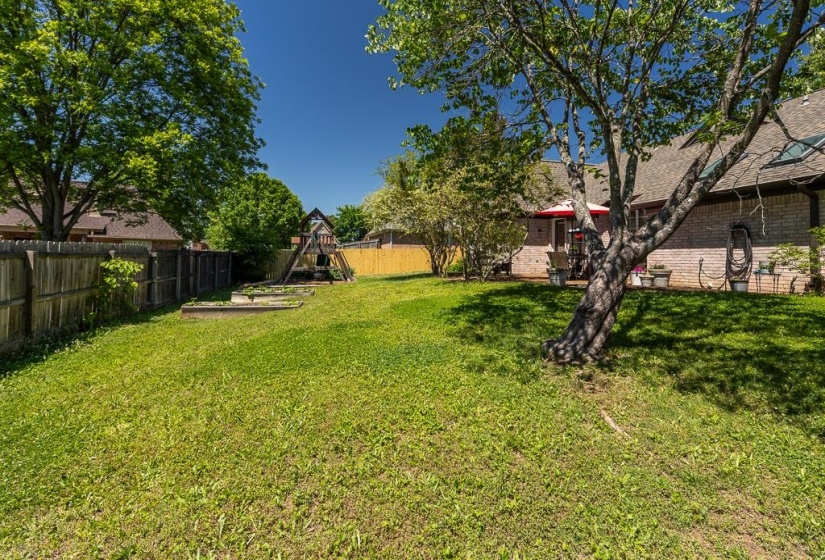 5035 LOOSAHATCHIE DR, Bartlett, Tennessee 38135, 4 Bedroom Bedrooms, 8 Room Rooms,2.1 BathroomBathrooms,Residential,For Sale,LOOSAHATCHIE,0,10221272