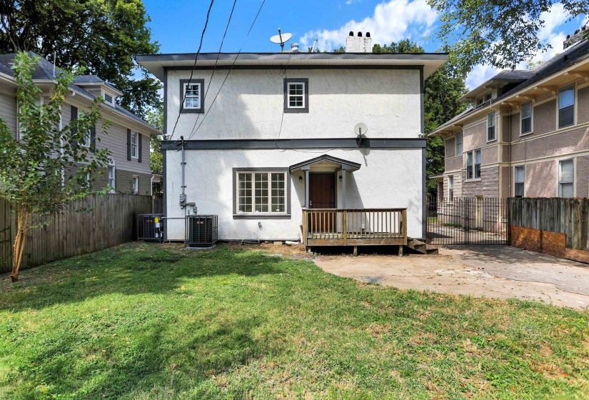 1619 EASTMORELAND AVE, Memphis, Tennessee 38104, 4 Bedroom Bedrooms, 8 Room Rooms,2.1 BathroomBathrooms,Residential,For Sale,EASTMORELAND,0,10221279