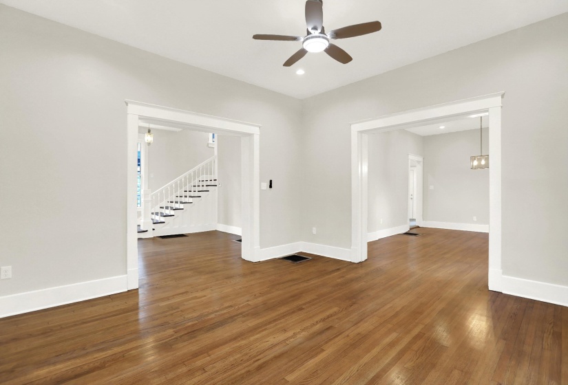 1619 EASTMORELAND AVE, Memphis, Tennessee 38104, 4 Bedroom Bedrooms, 8 Room Rooms,2.1 BathroomBathrooms,Residential,For Sale,EASTMORELAND,0,10221279