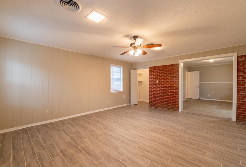 5121 GINGER CIR, Memphis, Tennessee 38118, 3 Bedrooms Bedrooms, 7 Rooms Rooms,1.1 BathroomsBathrooms,Rental Properties,For Sale,GINGER,10220372