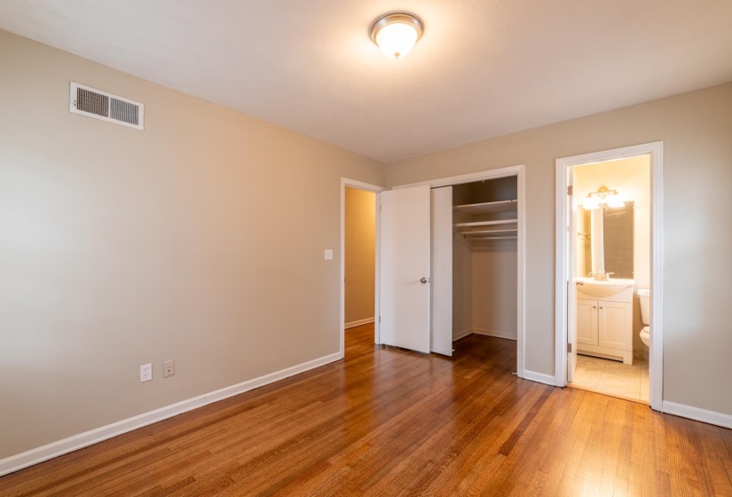 5121 GINGER CIR, Memphis, Tennessee 38118, 3 Bedrooms Bedrooms, 7 Rooms Rooms,1.1 BathroomsBathrooms,Rental Properties,For Sale,GINGER,10220372