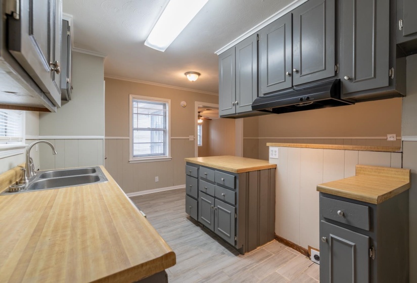 5121 GINGER CIR, Memphis, Tennessee 38118, 3 Bedrooms Bedrooms, 7 Rooms Rooms,1.1 BathroomsBathrooms,Rental Properties,For Sale,GINGER,10220372