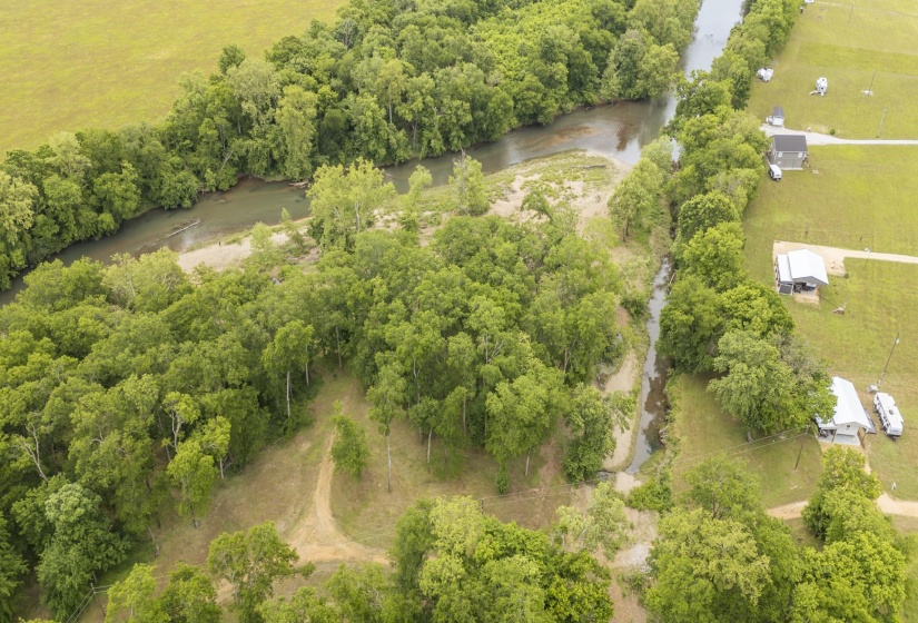 BUFFALO RIVER RD, Waynesboro, Tennessee 38485, ,Land,For Sale,BUFFALO RIVER,10221310