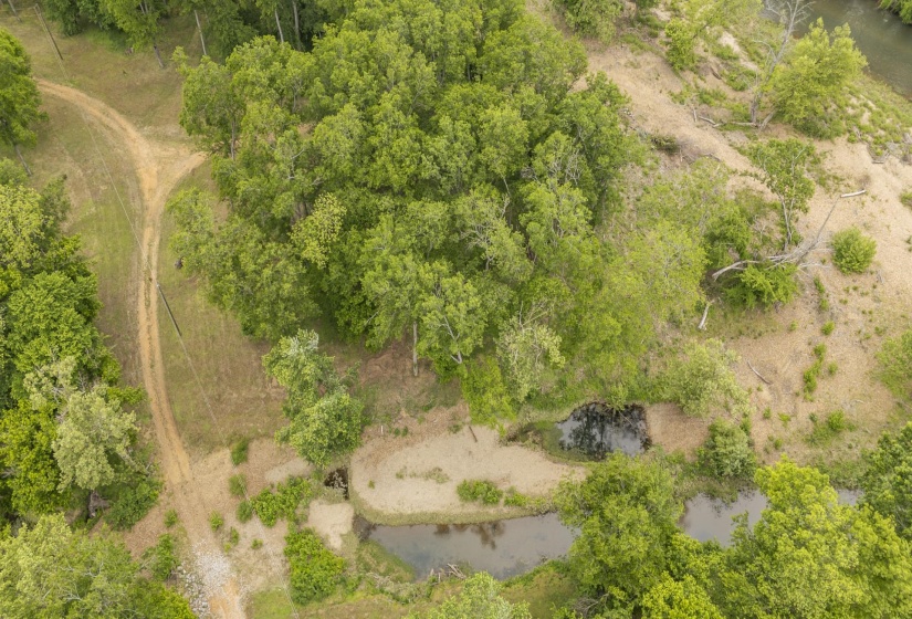 BUFFALO RIVER RD, Waynesboro, Tennessee 38485, ,Land,For Sale,BUFFALO RIVER,10221310