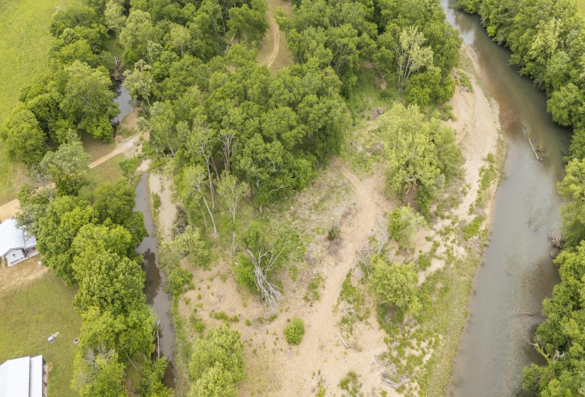 BUFFALO RIVER RD, Waynesboro, Tennessee 38485, ,Land,For Sale,BUFFALO RIVER,10221310