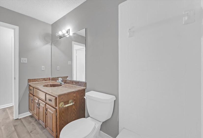 9363 GLEN BIRNIE LN, Lakeland, Tennessee 38002, 4 Bedroom Bedrooms, 7 Room Rooms,3.1 BathroomBathrooms,Residential,For Sale,GLEN BIRNIE,0,10221291