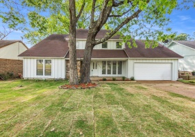 9363 GLEN BIRNIE LN, Lakeland, Tennessee 38002, 4 Bedroom Bedrooms, 7 Room Rooms,3.1 BathroomBathrooms,Residential,For Sale,GLEN BIRNIE,0,10221291