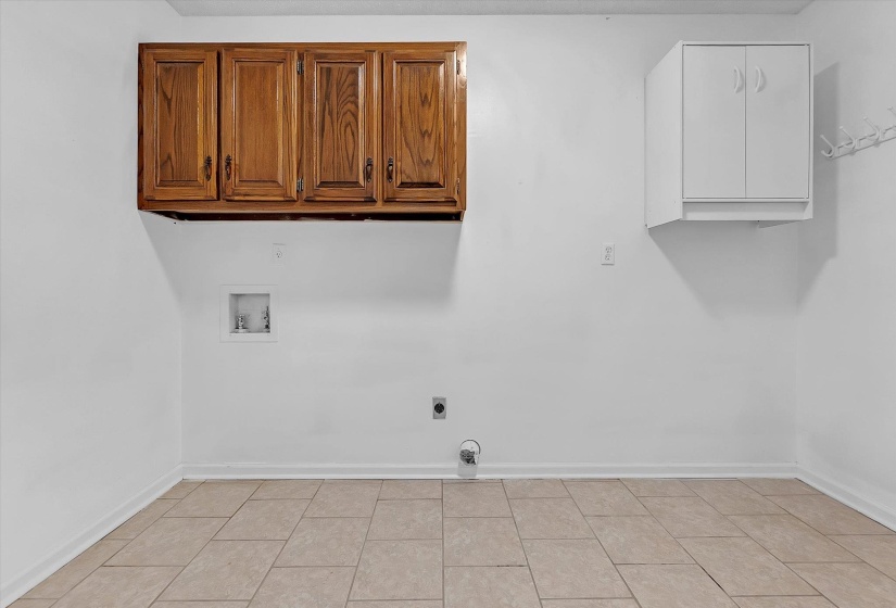 9363 GLEN BIRNIE LN, Lakeland, Tennessee 38002, 4 Bedroom Bedrooms, 7 Room Rooms,3.1 BathroomBathrooms,Residential,For Sale,GLEN BIRNIE,0,10221291