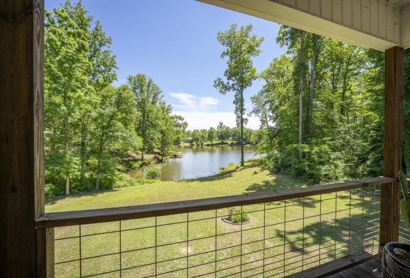 127 SYCAMORE ST, Adamsville, Tennessee 38310, 3 Bedrooms Bedrooms, 8 Rooms Rooms,2.1 BathroomsBathrooms,Residential,For Sale,SYCAMORE,10221303
