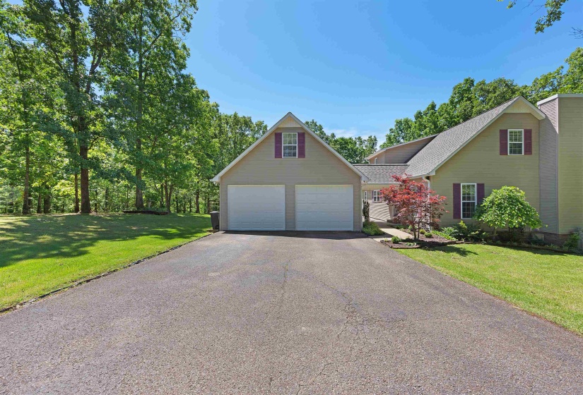 260 MOORE RD, Selmer, Tennessee 38375-2384, 3 Bedrooms Bedrooms, 7 Rooms Rooms,2 BathroomsBathrooms,Residential,For Sale,MOORE,10221307