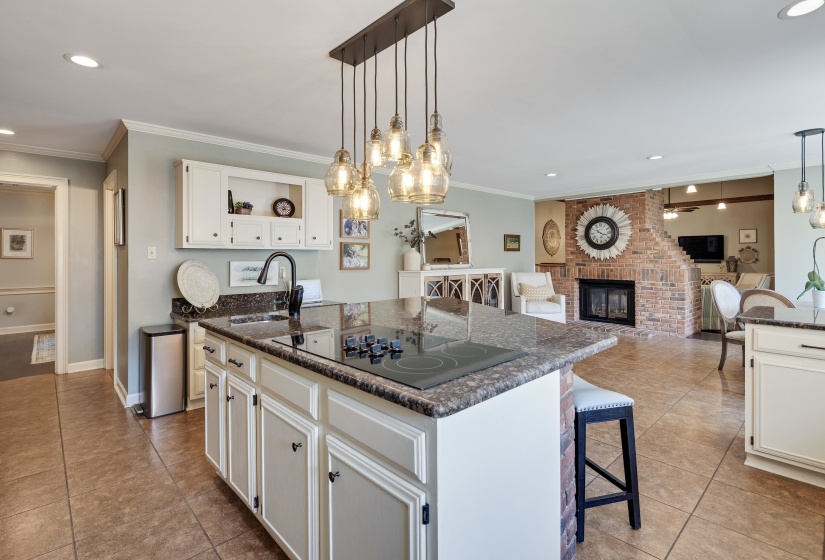 8701 MAPLE CREEK CV, Germantown, Tennessee 38139, 4 Bedrooms Bedrooms, 8 Rooms Rooms,3.1 BathroomsBathrooms,Residential,For Sale,MAPLE CREEK,10221319