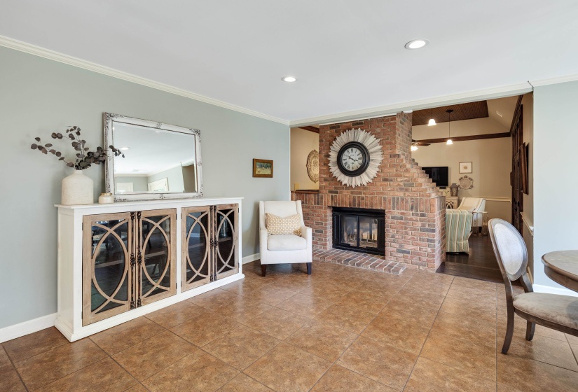 8701 MAPLE CREEK CV, Germantown, Tennessee 38139, 4 Bedrooms Bedrooms, 8 Rooms Rooms,3.1 BathroomsBathrooms,Residential,For Sale,MAPLE CREEK,10221319
