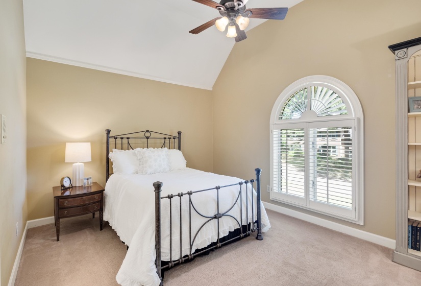 8701 MAPLE CREEK CV, Germantown, Tennessee 38139, 4 Bedrooms Bedrooms, 8 Rooms Rooms,3.1 BathroomsBathrooms,Residential,For Sale,MAPLE CREEK,10221319