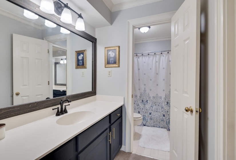 8701 MAPLE CREEK CV, Germantown, Tennessee 38139, 4 Bedrooms Bedrooms, 8 Rooms Rooms,3.1 BathroomsBathrooms,Residential,For Sale,MAPLE CREEK,10221319