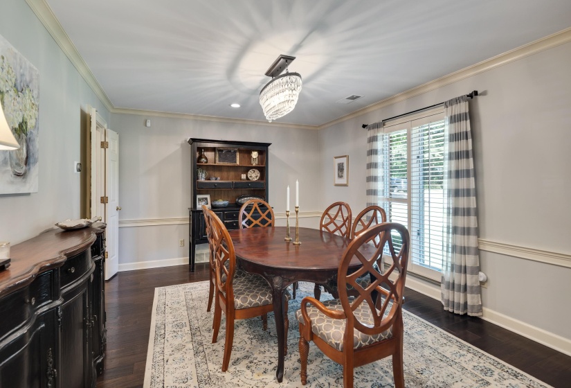 8701 MAPLE CREEK CV, Germantown, Tennessee 38139, 4 Bedrooms Bedrooms, 8 Rooms Rooms,3.1 BathroomsBathrooms,Residential,For Sale,MAPLE CREEK,10221319