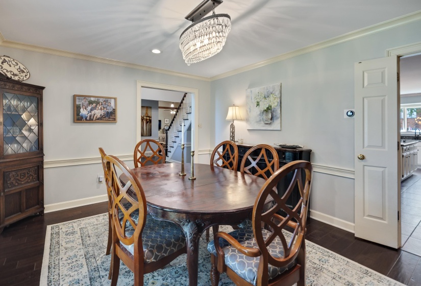 8701 MAPLE CREEK CV, Germantown, Tennessee 38139, 4 Bedrooms Bedrooms, 8 Rooms Rooms,3.1 BathroomsBathrooms,Residential,For Sale,MAPLE CREEK,10221319
