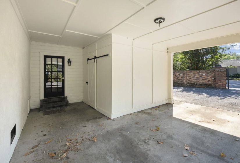 4100 POPLAR AVE, Memphis, Tennessee 38117, 3 Bedrooms Bedrooms, 7 Rooms Rooms,3.1 BathroomsBathrooms,Residential,For Sale,POPLAR,10221323