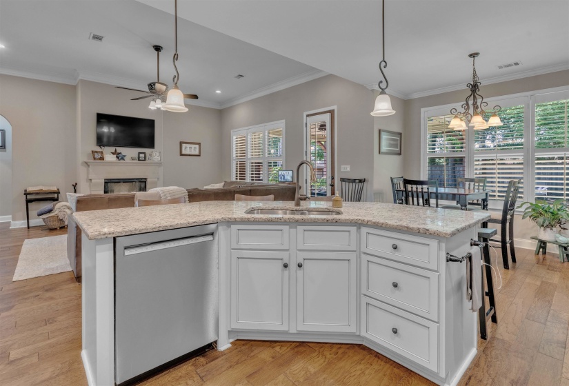 255 SAUNDERS CREEK CIR, Rossville, Tennessee 38066, 4 Bedrooms Bedrooms, 8 Rooms Rooms,3 BathroomsBathrooms,Residential,For Sale,SAUNDERS CREEK,10221360