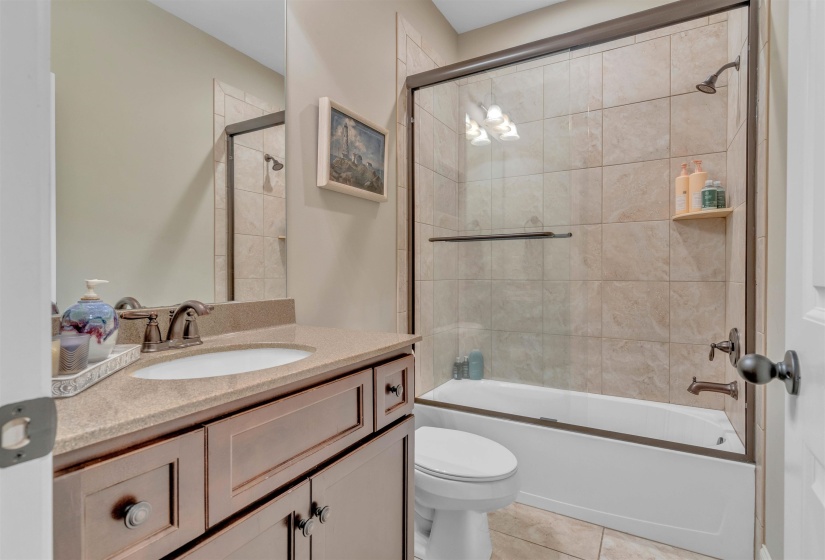 255 SAUNDERS CREEK CIR, Rossville, Tennessee 38066, 4 Bedrooms Bedrooms, 8 Rooms Rooms,3 BathroomsBathrooms,Residential,For Sale,SAUNDERS CREEK,10221360