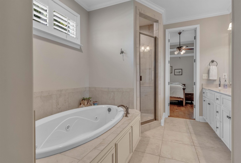 255 SAUNDERS CREEK CIR, Rossville, Tennessee 38066, 4 Bedrooms Bedrooms, 8 Rooms Rooms,3 BathroomsBathrooms,Residential,For Sale,SAUNDERS CREEK,10221360