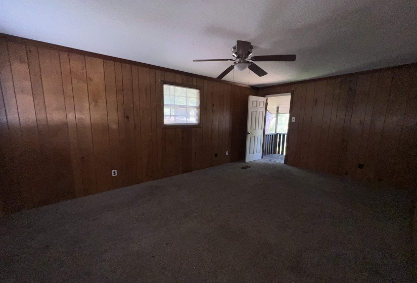 3966 PIKES PEAK AVE, Memphis, Tennessee 38108, 4 Bedrooms Bedrooms, 8 Rooms Rooms,2.1 BathroomsBathrooms,Residential,For Sale,PIKES PEAK,10221369