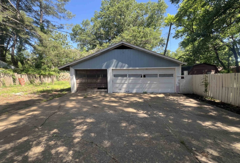 3966 PIKES PEAK AVE, Memphis, Tennessee 38108, 4 Bedrooms Bedrooms, 8 Rooms Rooms,2.1 BathroomsBathrooms,Residential,For Sale,PIKES PEAK,10221369