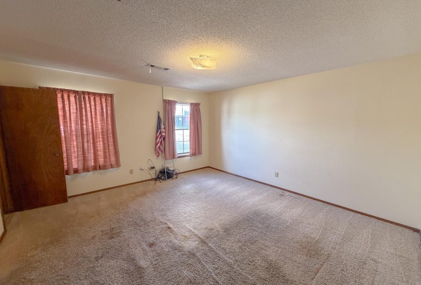 376 2ND ST, Belmont, Mississippi 38827, 9 Bedrooms Bedrooms, 12 Rooms Rooms,2.1 BathroomsBathrooms,Residential,For Sale,2ND,10221372