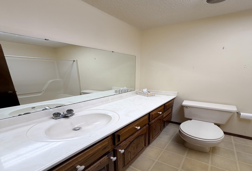 376 2ND ST, Belmont, Mississippi 38827, 9 Bedrooms Bedrooms, 12 Rooms Rooms,2.1 BathroomsBathrooms,Residential,For Sale,2ND,10221372
