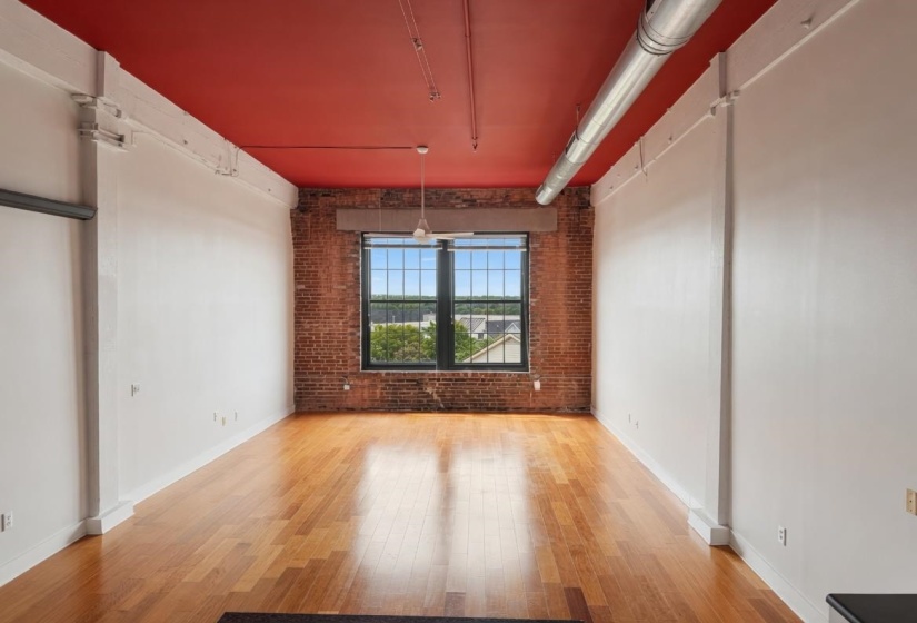 505 TENNESSEE ST, Memphis, Tennessee 38103, 1 Bedroom Bedrooms, 3 Rooms Rooms,1 BathroomBathrooms,Residential,For Sale,TENNESSEE,10221374