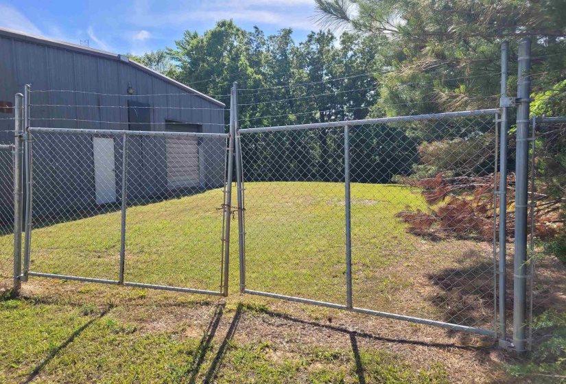 429 ARENDALL RD, Adamsville, Tennessee 38310, ,Commercial/industrial,For Sale,ARENDALL,10221422